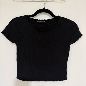 💥💥 Brandy Melville Black Ribbed Crop Top! 💥💥